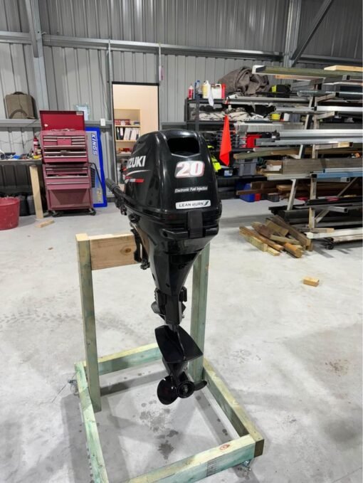 Used 2016 Suzuki 20hp 4-Stroke Outboard Motor