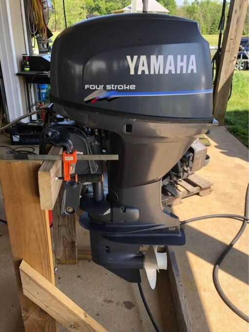 2001 Yamaha 25HP High Thrust Outboard Motor