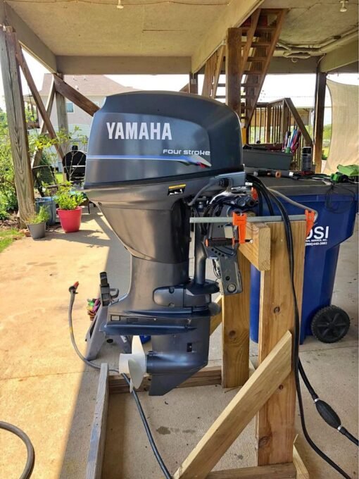 2001 Yamaha 25HP High Thrust Outboard Motor