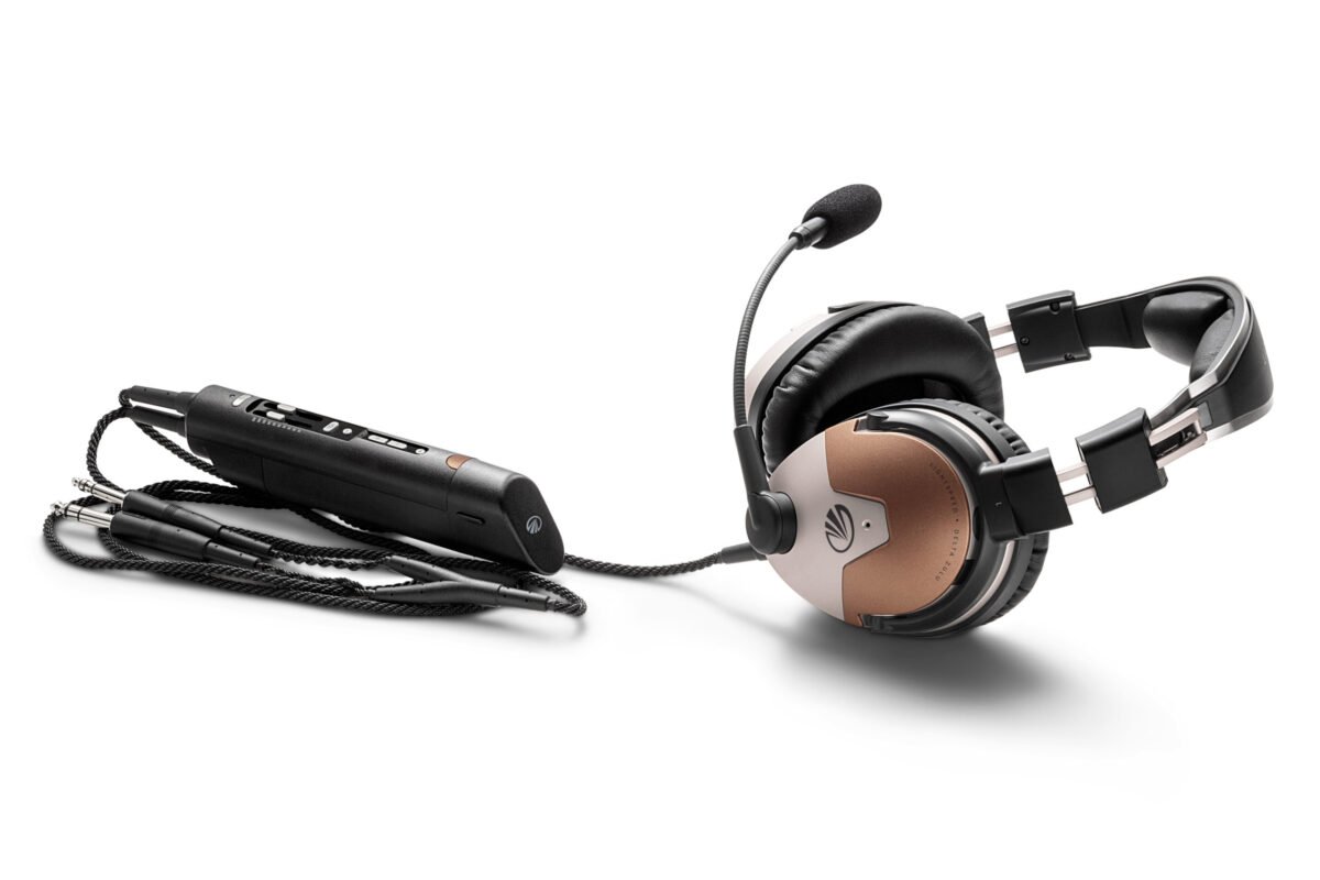 Aviation Headsets Guide 2025